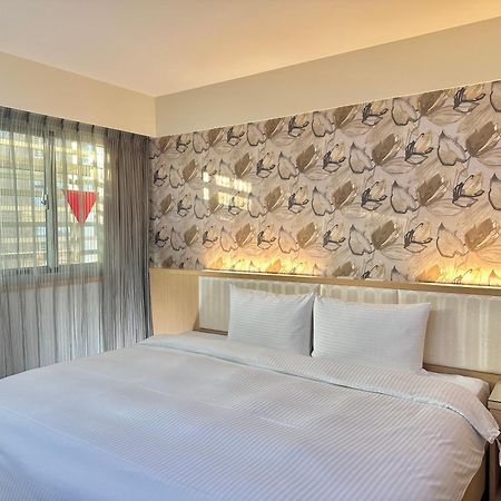 Mei Hotel Taichung Exterior photo