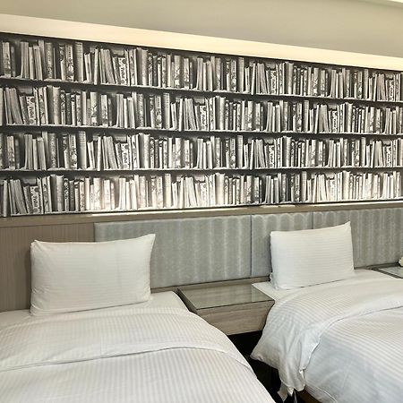 Mei Hotel Taichung Exterior photo