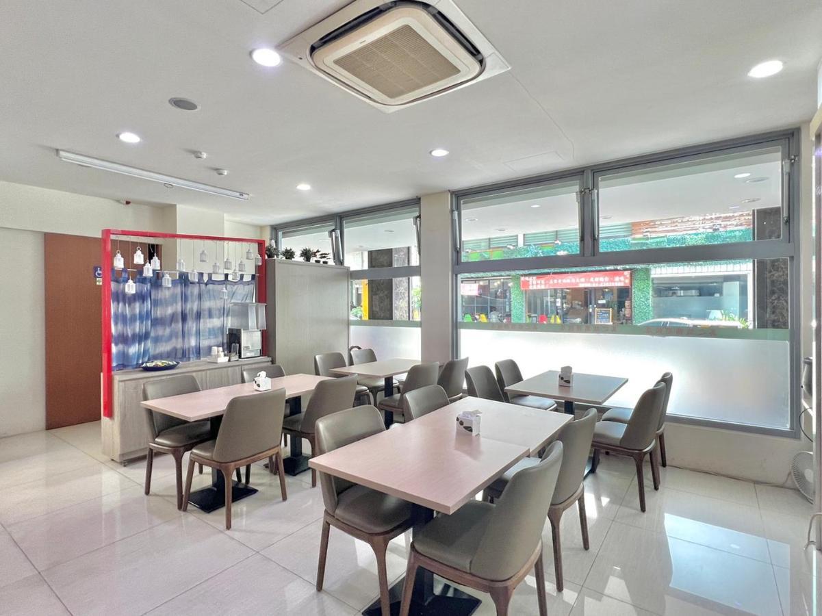 Mei Hotel Taichung Exterior photo