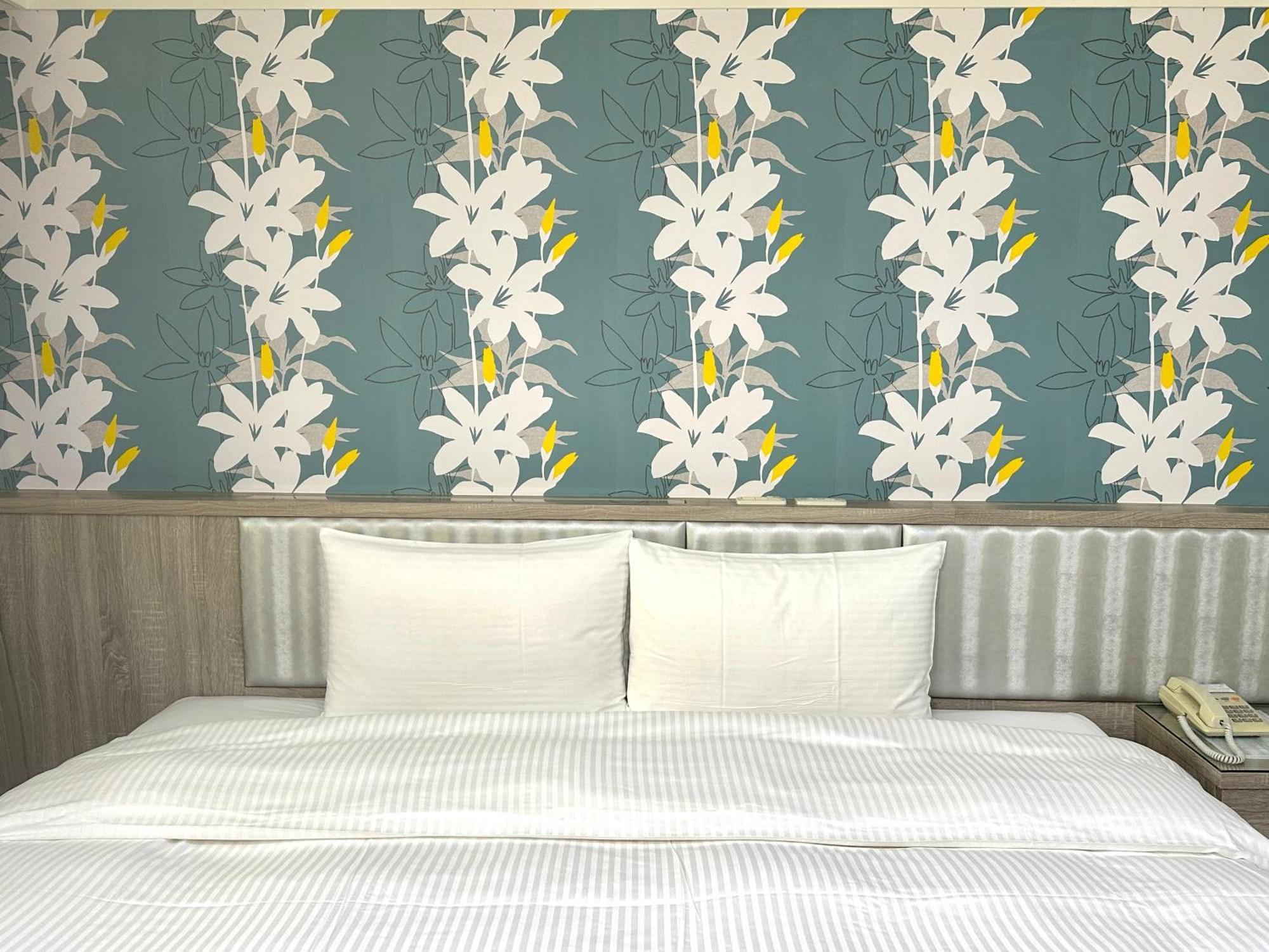 Mei Hotel Taichung Room photo