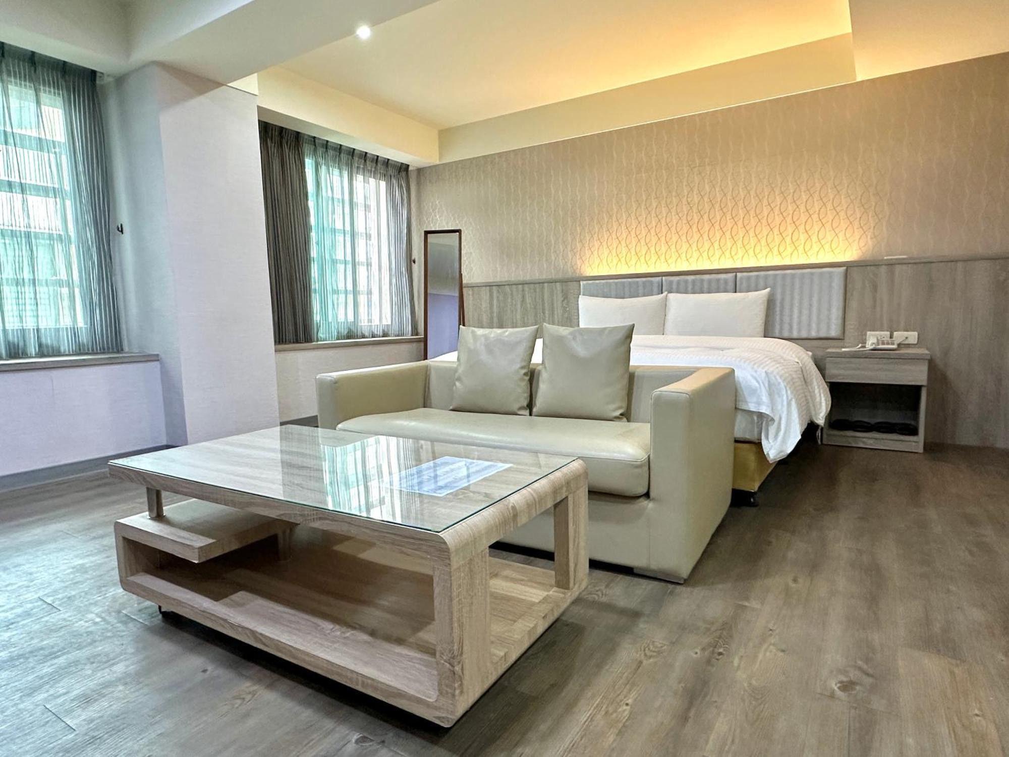 Mei Hotel Taichung Exterior photo