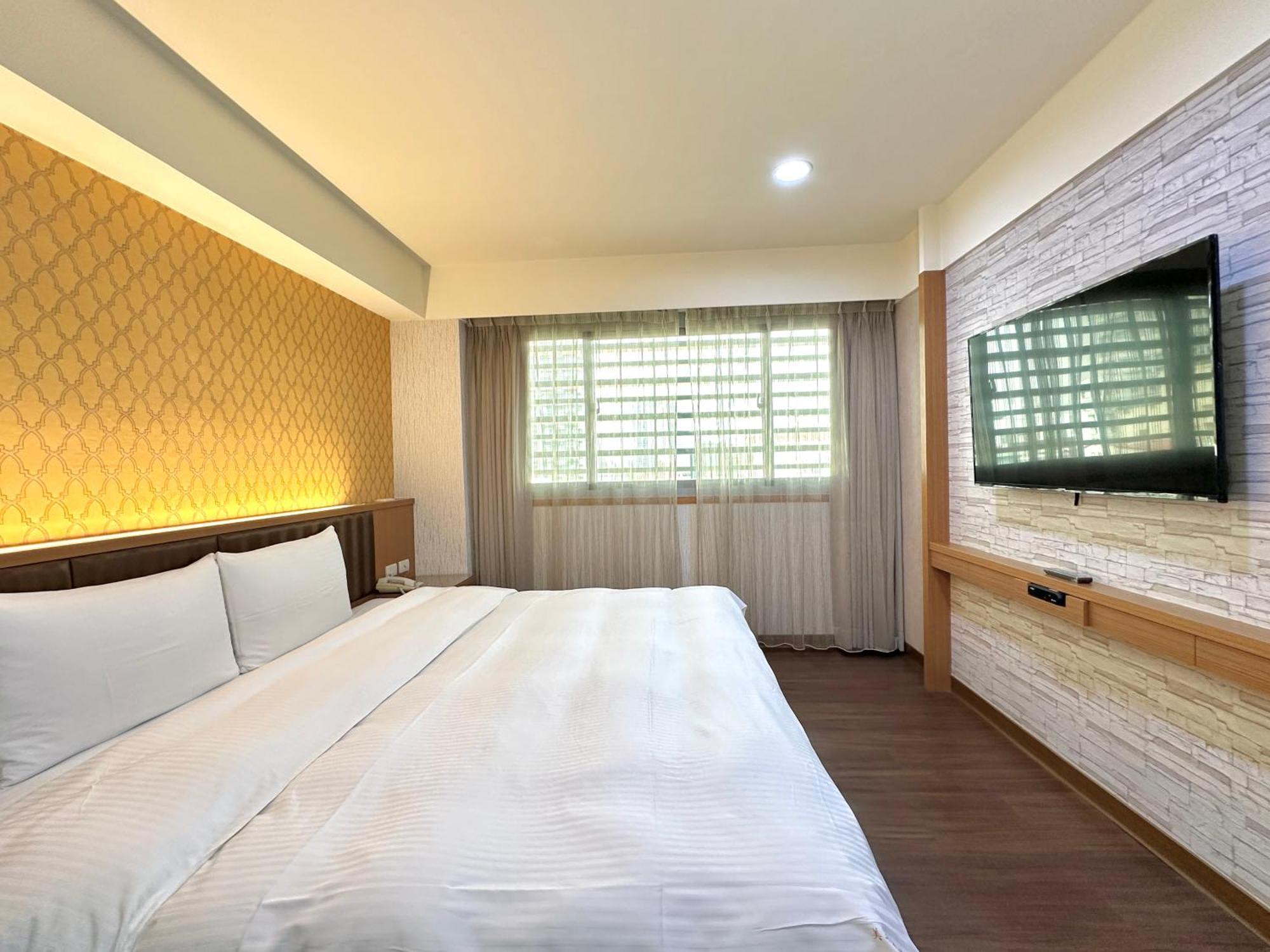 Mei Hotel Taichung Exterior photo